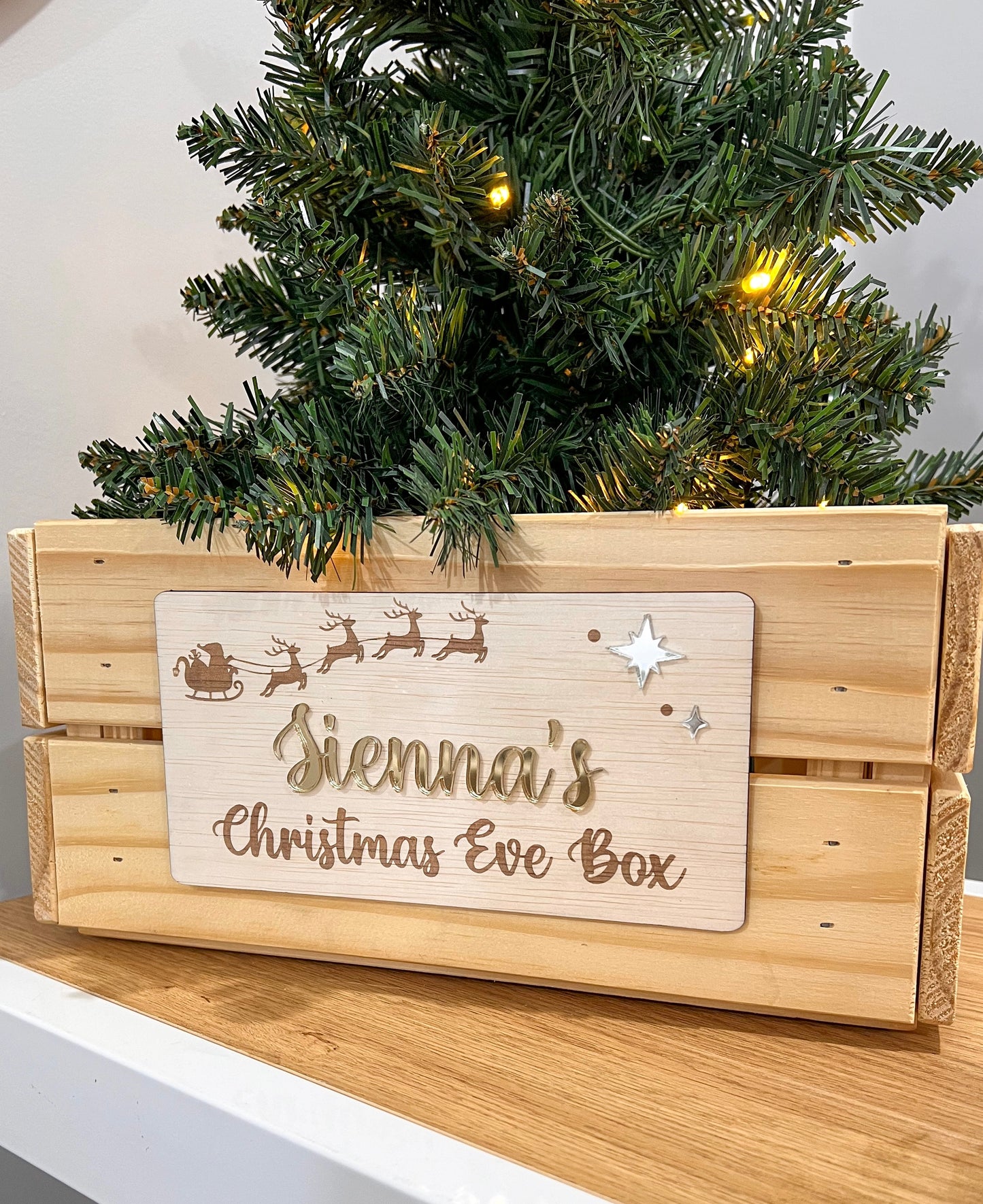 DIY Christmas Crate (Reindeer) - PLAQUE ONLY
