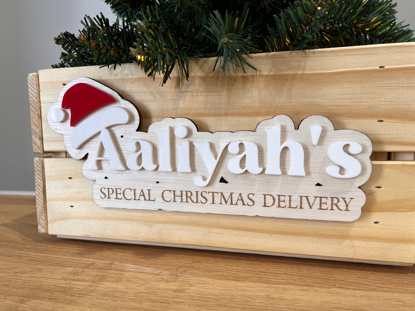 DIY Christmas Crate (Santa Hat) - PLAQUE ONLY