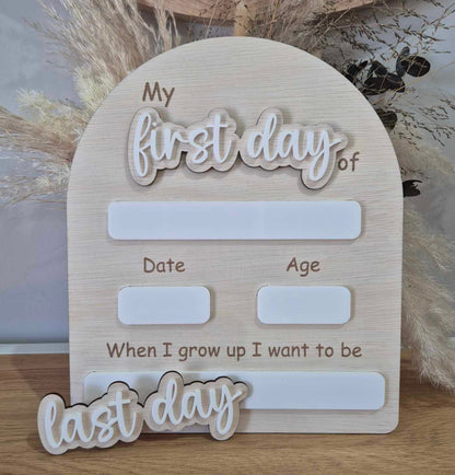 Interchangeable "First Day/Last Day" Board