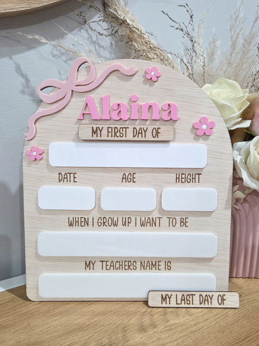 First/Last Board - Bow & Daisies